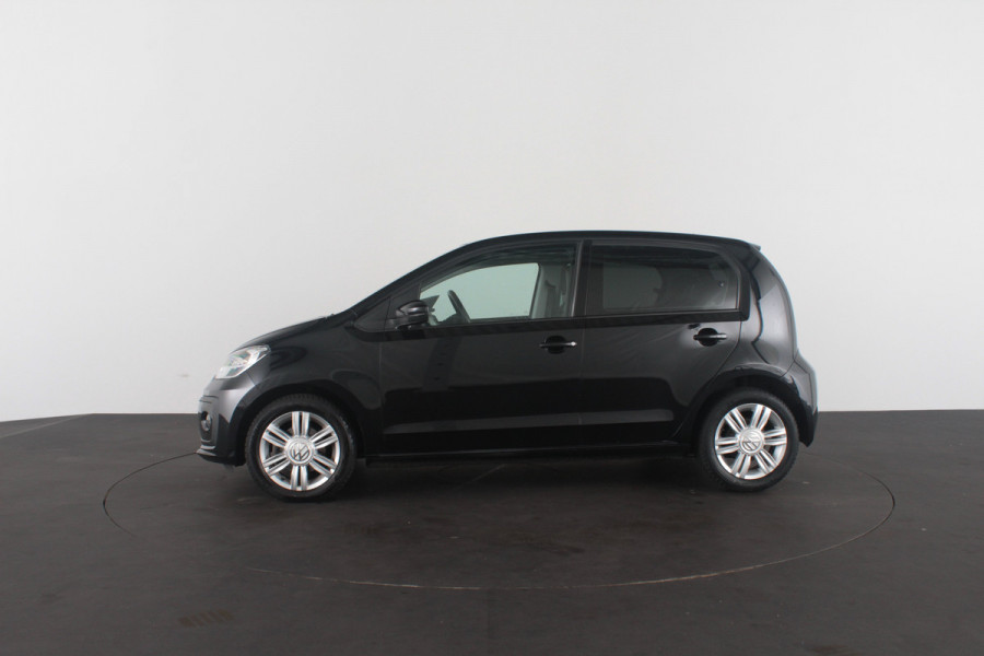Volkswagen up! 1.0 BMT high > 75pk!/Cruise control/Stoelverwarming/LM velgen
