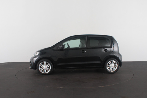 Volkswagen up! 1.0 BMT high > 75pk!/Cruise control/Stoelverwarming/LM velgen