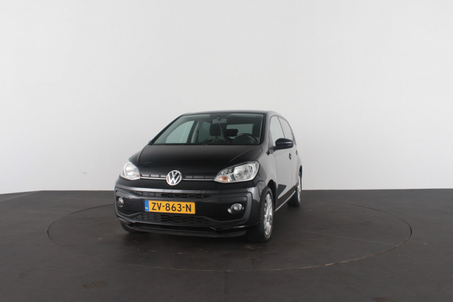 Volkswagen up! 1.0 BMT high > 75pk!/Cruise control/Stoelverwarming/LM velgen