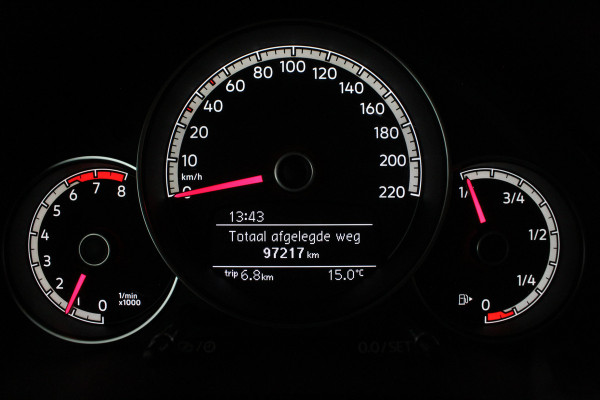Volkswagen up! 1.0 BMT high > 75pk!/Cruise control/Stoelverwarming/LM velgen