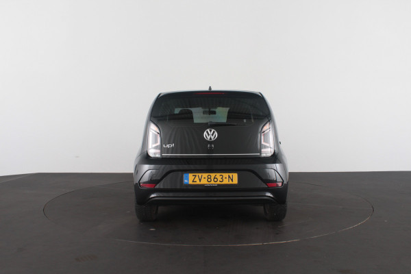 Volkswagen up! 1.0 BMT high > 75pk!/Cruise control/Stoelverwarming/LM velgen