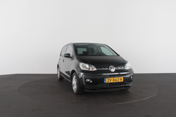 Volkswagen up! 1.0 BMT high > 75pk!/Cruise control/Stoelverwarming/LM velgen