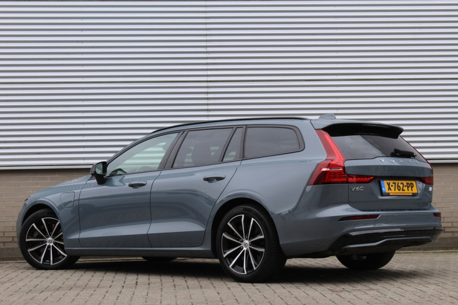 Volvo V60 2.0 T6 Plug-in hybrid AWD Plus Dark SOH 96% | Leder | Pilot Assist | Winter Pack