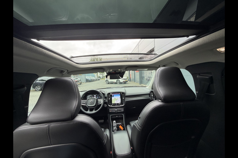 Volvo XC40 1.5 T4 Plug-in hybrid Ultimate Dark (Elektrisch Schuifdak - Trekhaak - Harman/Kardon - Leder incl verwarming/geheugen - Elektris
