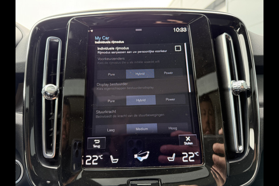 Volvo XC40 1.5 T4 Plug-in hybrid Ultimate Dark (Elektrisch Schuifdak - Trekhaak - Harman/Kardon - Leder incl verwarming/geheugen - Elektris