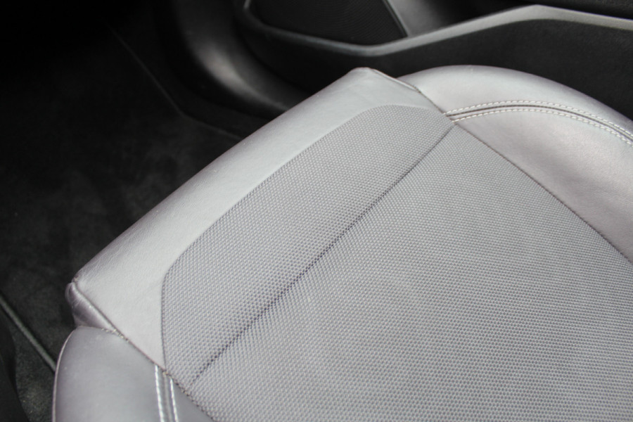 Ford Fiesta 1.0 EcoBoost 125PK Vignale | Panoramadak | Adaptieve cruise | BLIS | B&O | Camera |