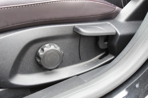 Ford Fiesta 1.0 EcoBoost 125PK Vignale | Panoramadak | Adaptieve cruise | BLIS | B&O | Camera |