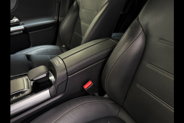 Mercedes-Benz GLA GLA 200 Progressive Leer/Trekhaak/19inch/Premium-pakket/Parkeerpakket/new model