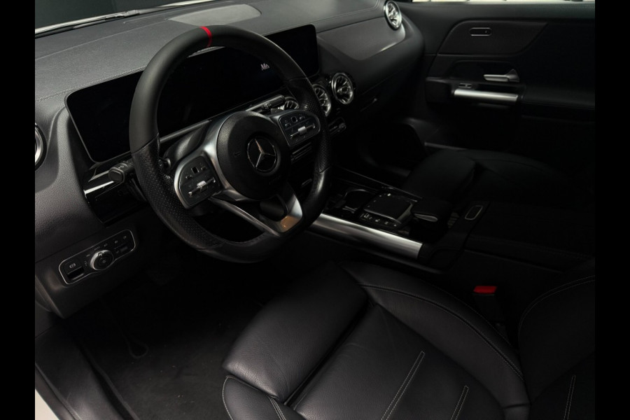 Mercedes-Benz GLA GLA 200 Progressive Leer/Trekhaak/19inch/Premium-pakket/Parkeerpakket/new model