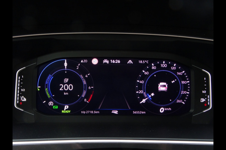 Volkswagen Tiguan 1.4 TSI eHybrid R-Line Business * PANORAMAKDAK * 40 KM ACCU RANGE !!