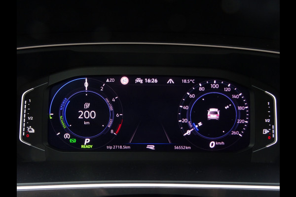 Volkswagen Tiguan 1.4 TSI eHybrid R-Line Business * PANORAMAKDAK * 40 KM ACCU RANGE !!