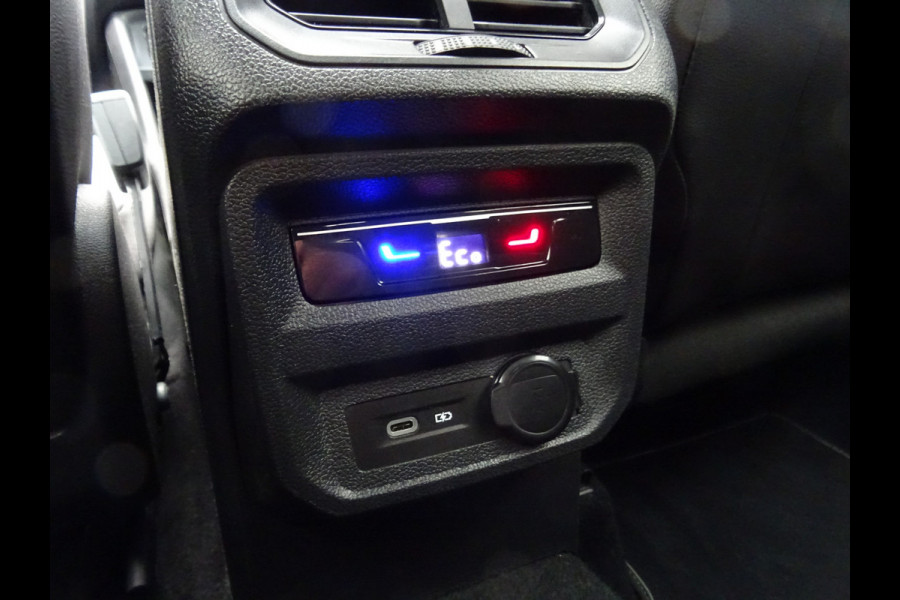 Volkswagen Tiguan 1.4 TSI eHybrid R-Line Business * PANORAMAKDAK * 40 KM ACCU RANGE !!