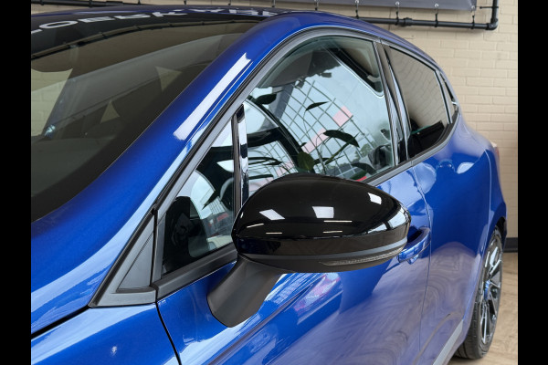 Renault Clio 1.0 TCe 90 Esprit Alpine | Groot Navi | Bose | Camera | 17" | Blindspot | ACC Volledig Dealer onderhouden!