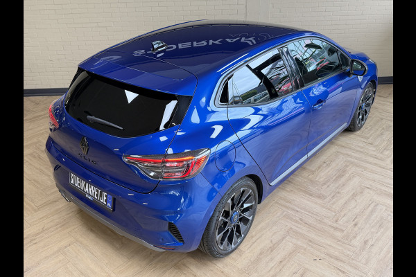 Renault Clio 1.0 TCe 90 Esprit Alpine | Groot Navi | Bose | Camera | 17" | Blindspot | ACC Volledig Dealer onderhouden!