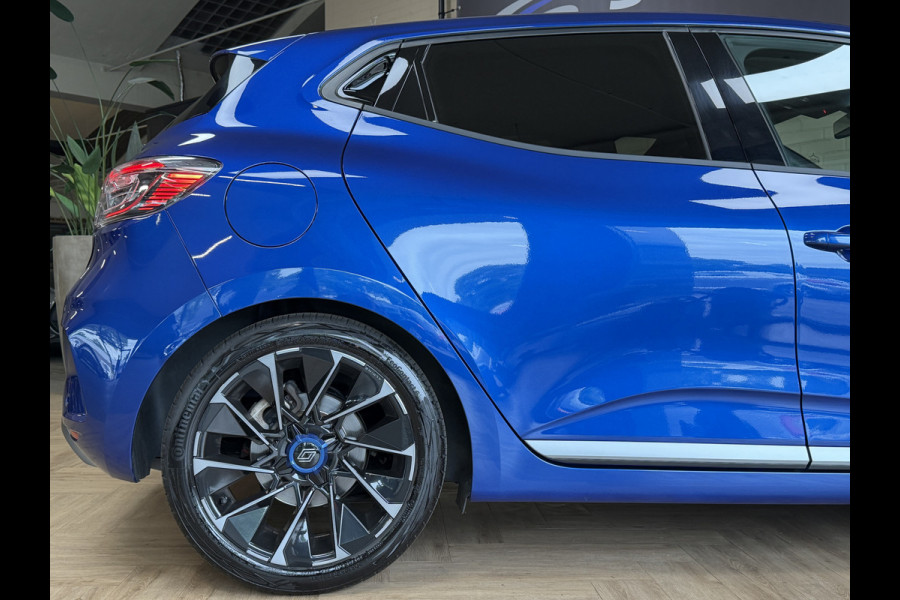 Renault Clio 1.0 TCe 90 Esprit Alpine | Groot Navi | Bose | Camera | 17" | Blindspot | ACC Volledig Dealer onderhouden!