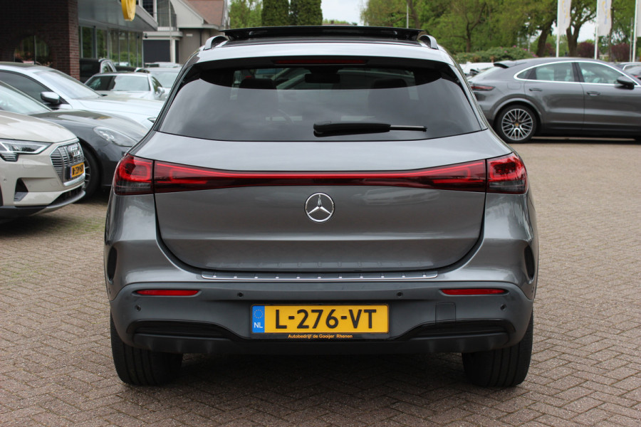 Mercedes-Benz EQA 250 Business Solution AMG 67 kWh / SoH 94,5% / Panoramadak / Camera / CarPlay / 18'' / Stoelverwarming / Dodehoek / DAB / Cruise Control
