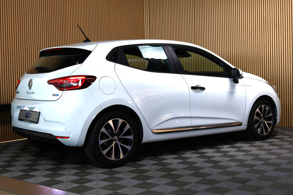 Renault Clio 1.6 E-Tech Hybrid 140 Business Zen AVM NAVI AUTOMAAT PDC CRUISE "21
