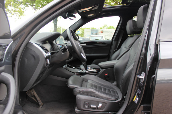 BMW iX3 High Executive 80 kWh / SoH 94,9% / Trekhaak / Panoramadak / 360Camera / Head-up / 20'' / Leder / Harman Kardon / Navigatie / Memory seats / Dodehoek / DAB / Stoelverwarming / Cruise Control Adaptief