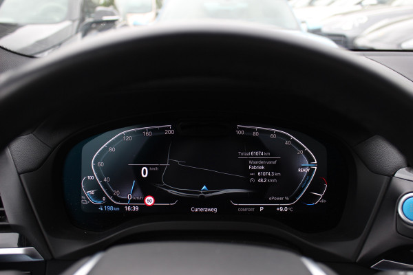 BMW iX3 High Executive 80 kWh / SoH 94,9% / Trekhaak / Panoramadak / 360Camera / Head-up / 20'' / Leder / Harman Kardon / Navigatie / Memory seats / Dodehoek / DAB / Stoelverwarming / Cruise Control Adaptief