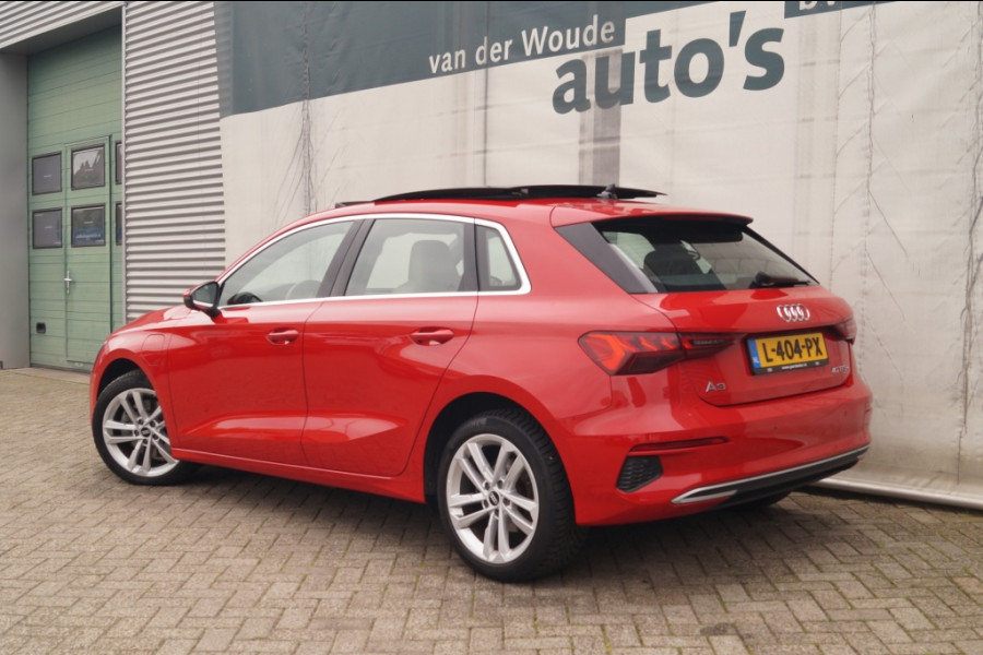Audi A3 Sportback 40 TFSIe PHEV Business Edition -PANO-LEER-ECC-