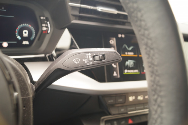 Audi A3 Sportback 40 TFSIe PHEV Business Edition -PANO-LEER-ECC-