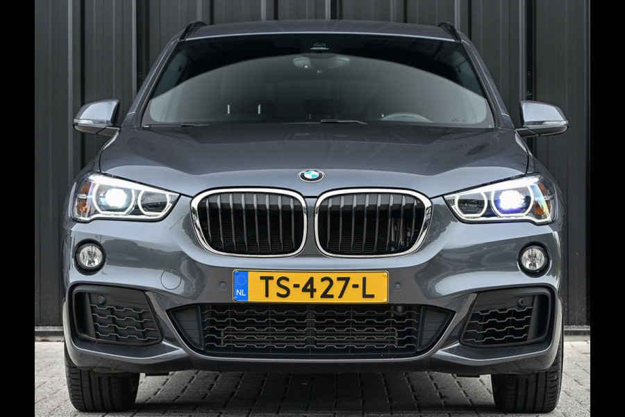 BMW X1 sDrive20i High Executive 192pk | M-Sport | Head-up | 1e Eigenaar | NL-Auto | Leder | Trekhaak |