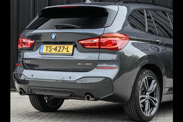 BMW X1 sDrive20i High Executive 192pk | M-Sport | Head-up | 1e Eigenaar | NL-Auto | Leder | Trekhaak |