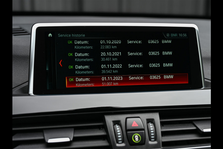 BMW X1 sDrive20i High Executive 192pk | M-Sport | Head-up | 1e Eigenaar | NL-Auto | Leder | Trekhaak |