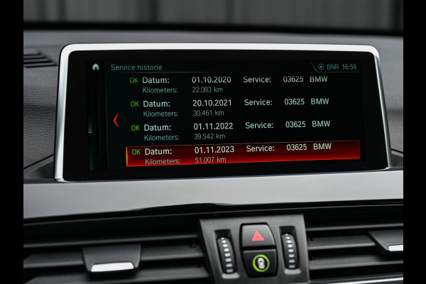 BMW X1 sDrive20i High Executive 192pk | M-Sport | Head-up | 1e Eigenaar | NL-Auto | Leder | Trekhaak |