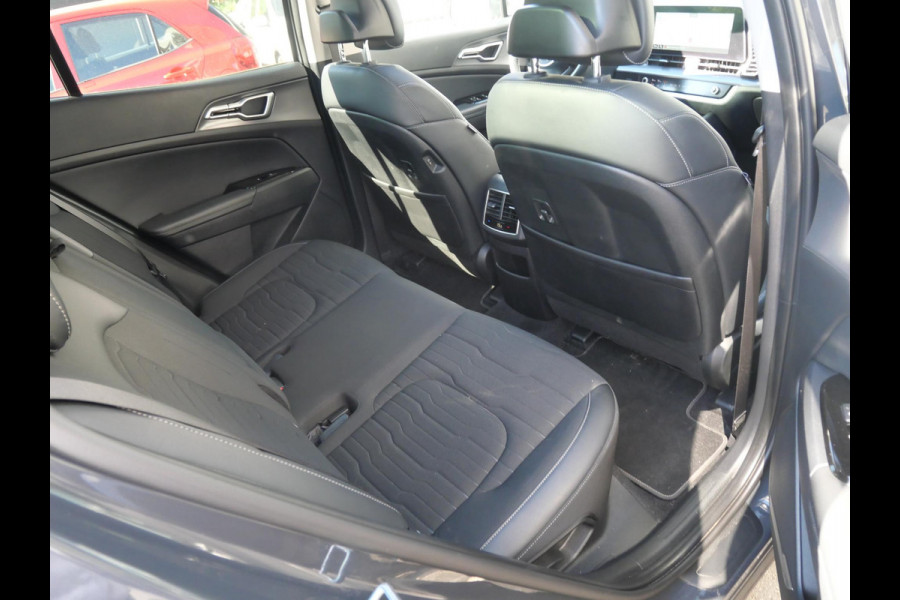 Kia Sportage 1.6 T-GDi Plug-in Hybrid AWD DynamicPlusLine | Trekhaak 1350KG trekgewicht | Cruise | Clima | Schuif-kanteldak | Stoel-stuurverwarming |