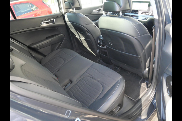 Kia Sportage 1.6 T-GDi Plug-in Hybrid AWD DynamicPlusLine | Trekhaak 1350KG trekgewicht | Cruise | Clima | Schuif-kanteldak | Stoel-stuurverwarming |
