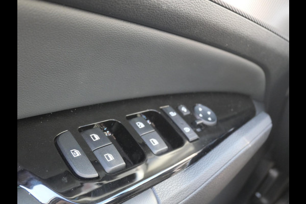 Kia Sportage 1.6 T-GDi Plug-in Hybrid AWD DynamicPlusLine | Trekhaak 1350KG trekgewicht | Cruise | Clima | Schuif-kanteldak | Stoel-stuurverwarming |