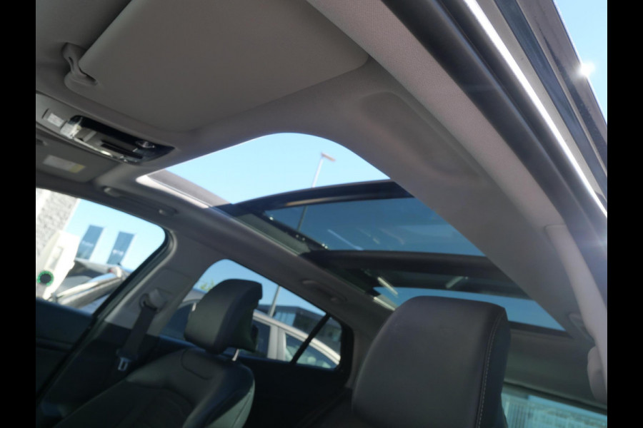Kia Sportage 1.6 T-GDi Plug-in Hybrid AWD DynamicPlusLine | Trekhaak 1350KG trekgewicht | Cruise | Clima | Schuif-kanteldak | Stoel-stuurverwarming |