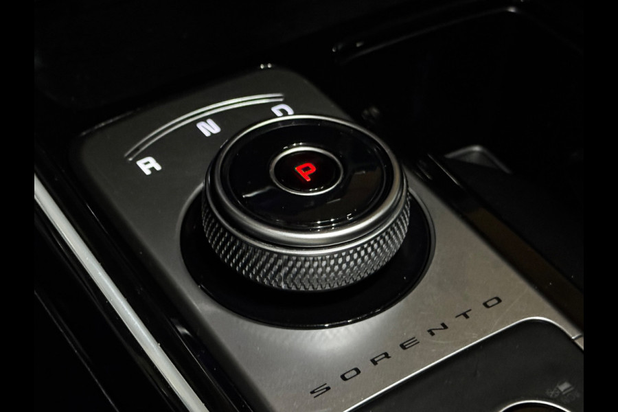 Kia Sorento 1.6 T-GDI Plug-in Hybrid 4WD ExecutiveLine 7p. BOMVOL!! PANO|BOSE|AMBIENT|STOELVENTILATIE+VERWARMING|ACC|APPLE/ANDROID