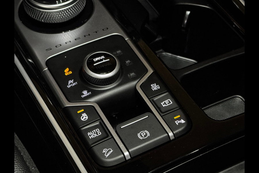 Kia Sorento 1.6 T-GDI Plug-in Hybrid 4WD ExecutiveLine 7p. BOMVOL!! PANO|BOSE|AMBIENT|STOELVENTILATIE+VERWARMING|ACC|APPLE/ANDROID