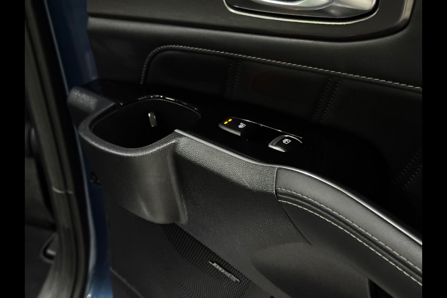 Kia Sorento 1.6 T-GDI Plug-in Hybrid 4WD ExecutiveLine 7p. BOMVOL!! PANO|BOSE|AMBIENT|STOELVENTILATIE+VERWARMING|ACC|APPLE/ANDROID