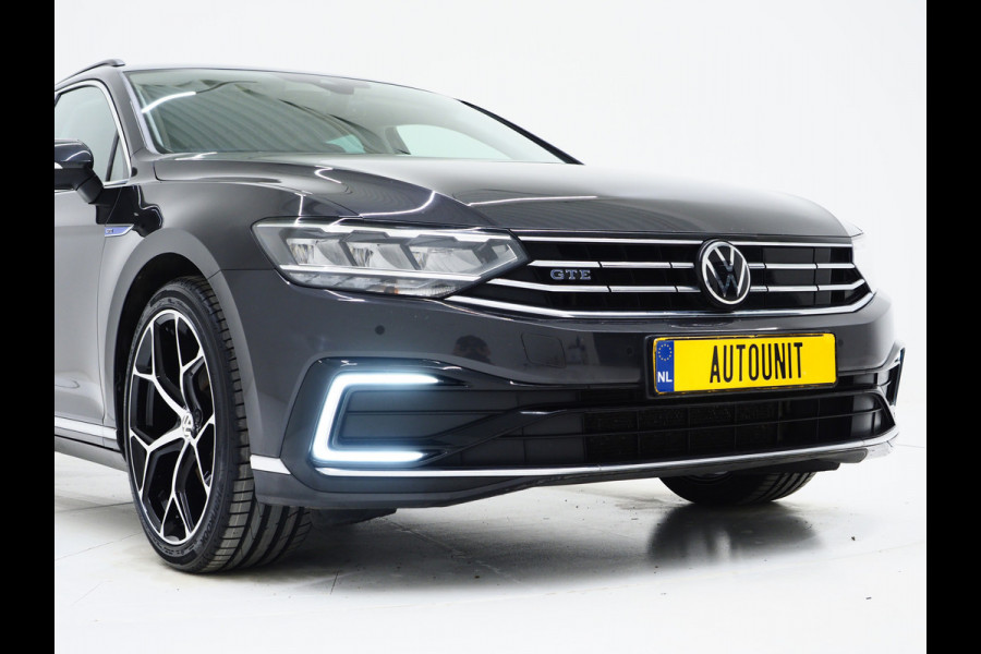 Volkswagen Passat Variant 1.4 TSI PHEV GTE | Massage | Adaptive Cruise | Camera | Stoelverwarming | PDC | DAB | Carplay