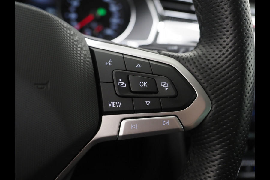 Volkswagen Passat Variant 1.4 TSI PHEV GTE | Massage | Adaptive Cruise | Camera | Stoelverwarming | PDC | DAB | Carplay