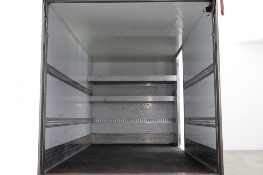 Mercedes-Benz Sprinter 315 CDI 150pk 9G Automaat Bakwagen met laadklep en zijdeur 1.000kg laden 11-2022