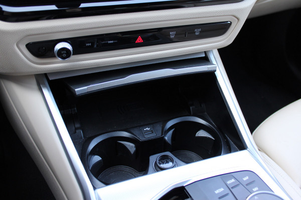 BMW 3 Serie Touring 330e M Sport | SOH 95% | Adaptieve cruise | Leder | 360 Camera | BLIS