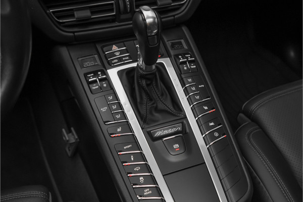 Porsche Macan 2.0 T Pano Luchtvering Bose 20"