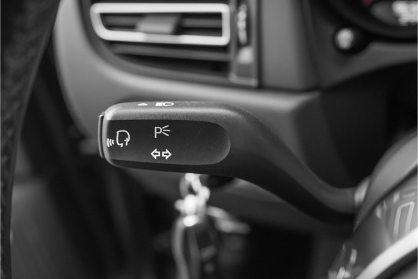 Porsche Macan 2.0 T Pano Luchtvering Bose 20"