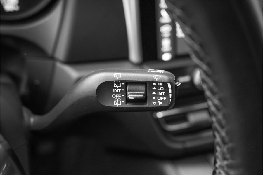 Porsche Macan 2.0 T Pano Luchtvering Bose 20"