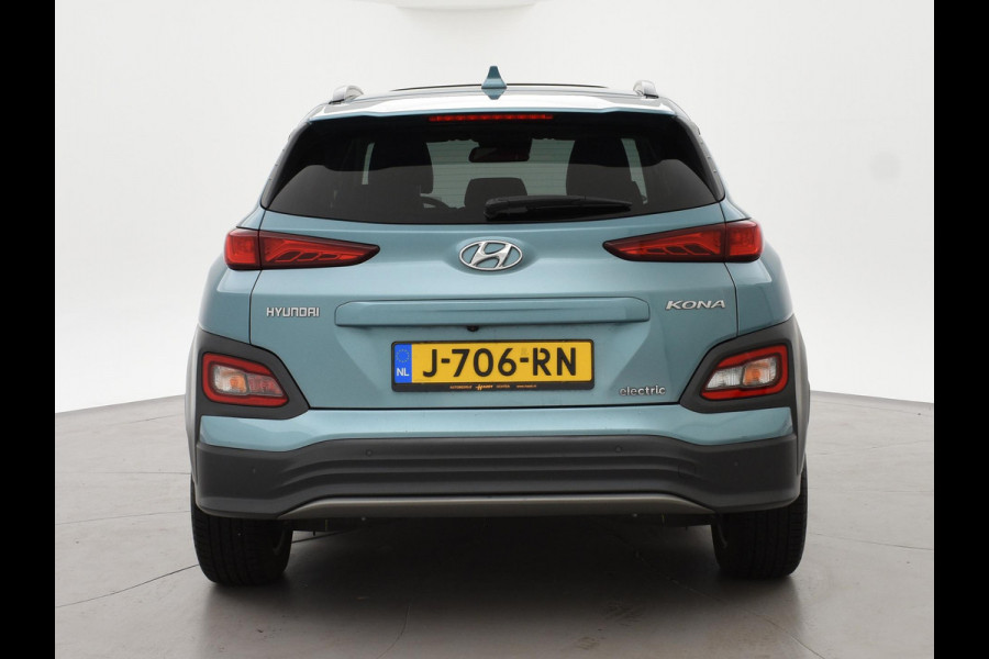 Hyundai Kona EV PREMIUM SKY 64 kWh 100% SOH *CERAMIC BLUE* + SCHUIFDAK | STOELVERW. V+A | STOELVENTILATIE | KRELL