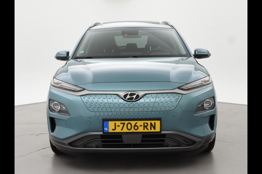 Hyundai Kona EV PREMIUM SKY 64 kWh 100% SOH *CERAMIC BLUE* + SCHUIFDAK | STOELVERW. V+A | STOELVENTILATIE | KRELL