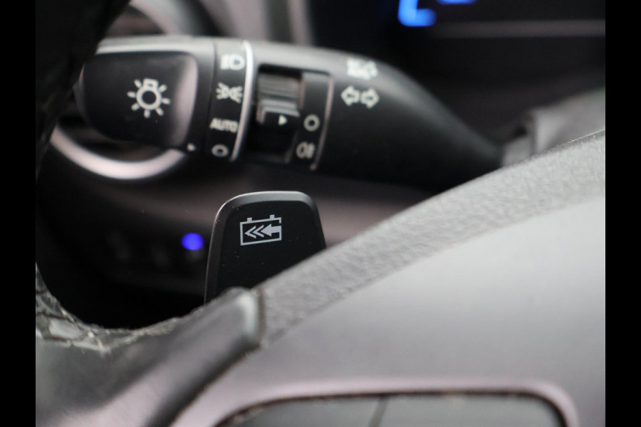 Hyundai Kona EV PREMIUM SKY 64 kWh 100% SOH *CERAMIC BLUE* + SCHUIFDAK | STOELVERW. V+A | STOELVENTILATIE | KRELL