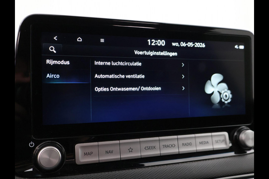 Hyundai Kona EV PREMIUM SKY 64 kWh 100% SOH *CERAMIC BLUE* + SCHUIFDAK | STOELVERW. V+A | STOELVENTILATIE | KRELL