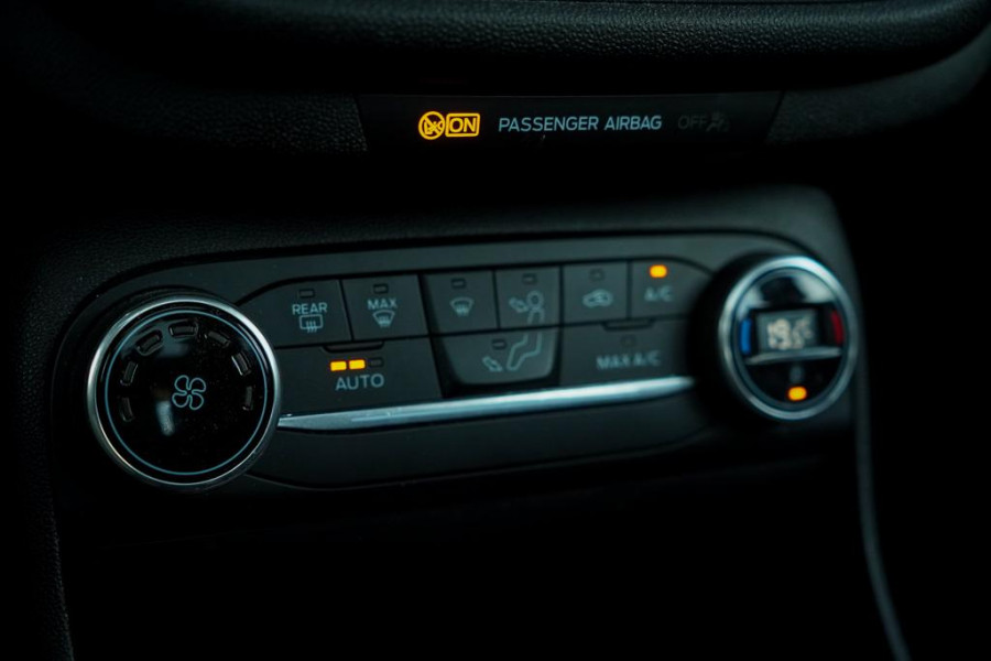 Ford Fiesta 1.0 EcoBoost Titanium / Pano / B&O / NL Auto