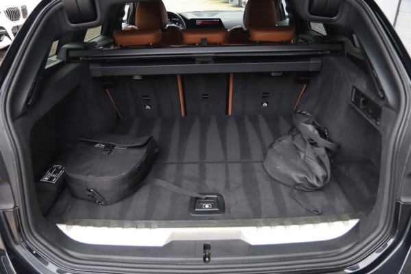 BMW 3 Serie Touring 320e Sport Line / PANODAK / 360 / MEMORY / KEYLESS