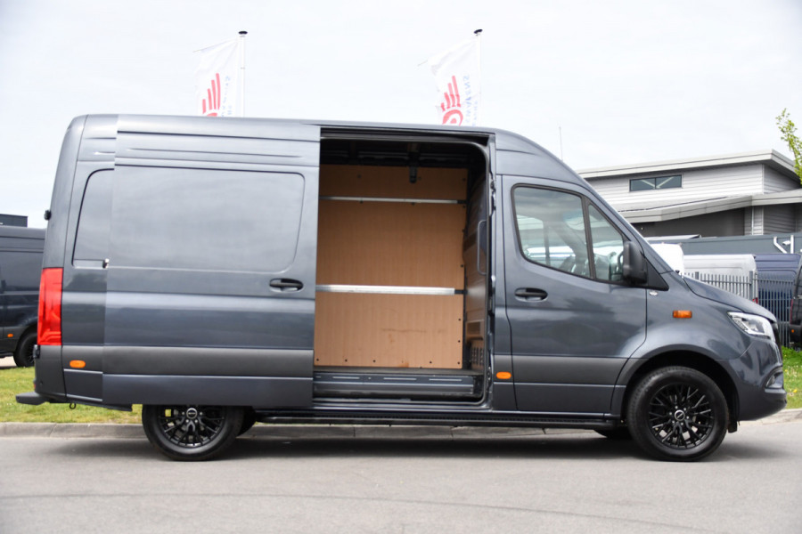 Mercedes-Benz Sprinter 317 1.9 CDI L2H2 Pro AMG Edition Facelift, Camera, Cruise, Carplay, Stoelverwarming, LED, 170pk, Geveerde stoel, Mbux, Automaat,